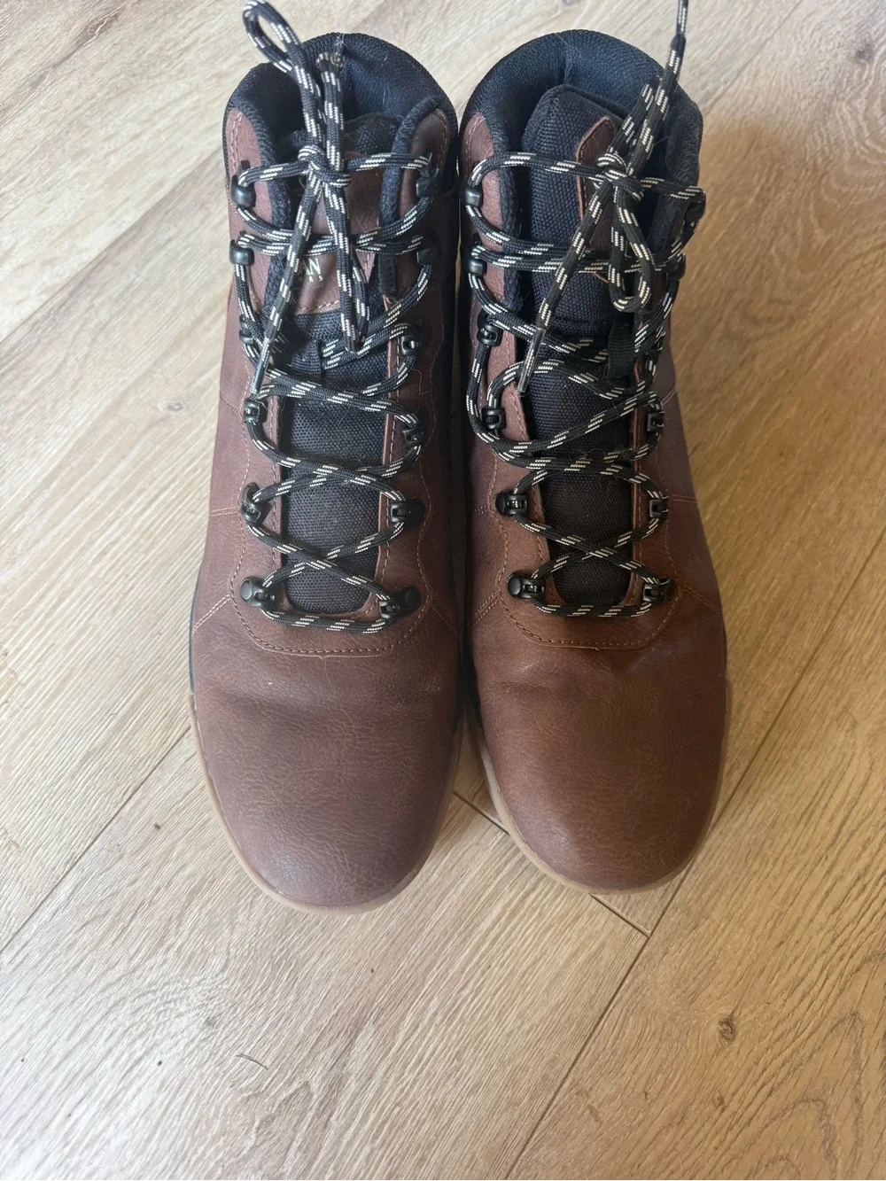 Magellan Brown Leather Men’s Hiking Boots